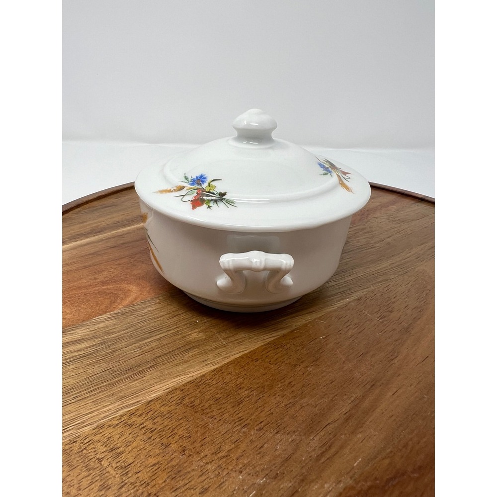 Cordon Bleu France White Porcelain Soup Tureen Floral Design with Lid - Picture 2 of 11